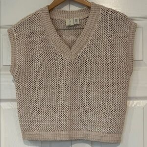 Joie open weave sweater vest. Cream with gold flecks. XS but boxy fit.
